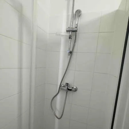 Appartamento Studio Cosy 2p Face Arc De Triomphe Parigi